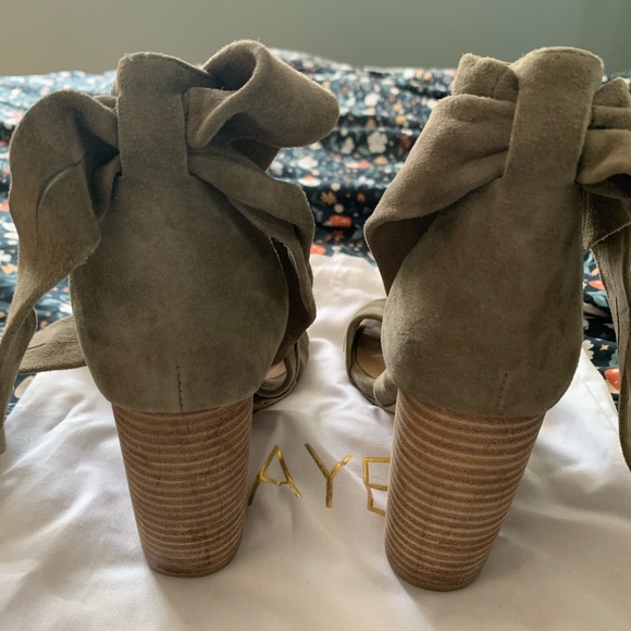 x REVOLVE Mia Heel in Olive size 36 - Picture 3 of 4